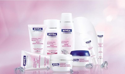 供應(yīng)蘭蔻歐詩(shī)漫自然堂香港舒珀萊化妝品批發(fā)專(zhuān)柜佰草